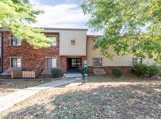 302B Woodhenge Dr #302B, Collinsville, IL 62234