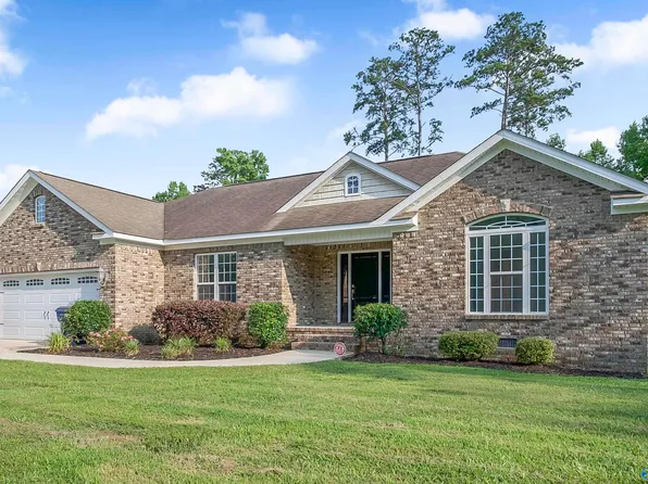 654 Pine Haven Dr, Gadsden, AL 35901