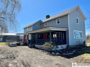 9167 E Lake Rd, Westfield, NY 14787