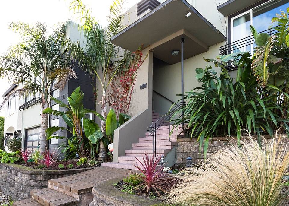 1st image of 440 Teresita Blvd