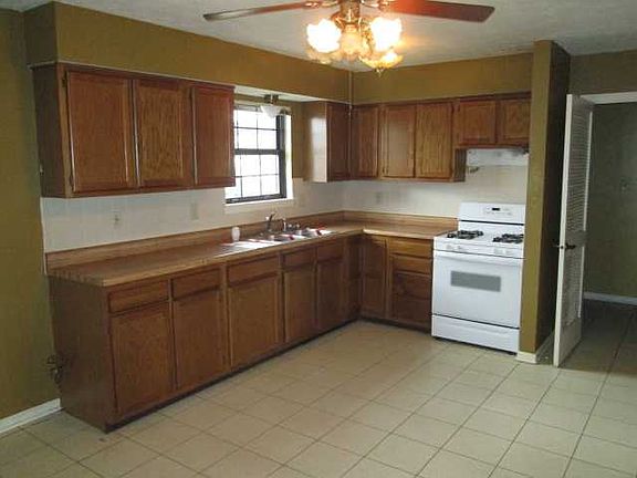 5th image of 6743 Kellum Dr