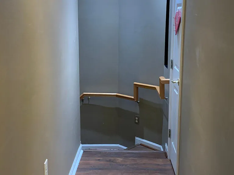 7609 Mansion Cir #F — Photo 38