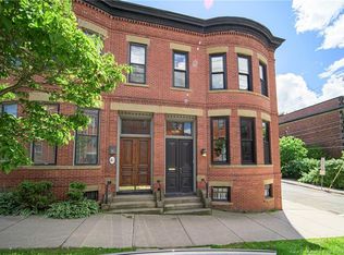 38 Duke St, Saint John, NB E2L 1N1