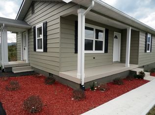 278 Valley View Rd, La Follette, TN 37766