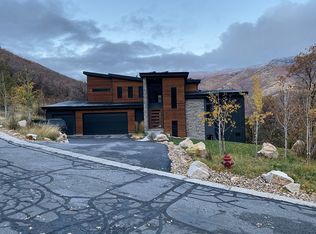4488 E Crystal Hill Cir, Emigratn Cyn, UT 84108