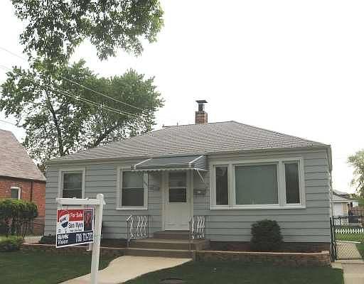 1st image of 2407 N Oak St