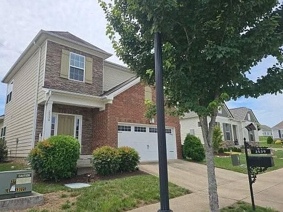 3rd image of 2539 Walpole Ln