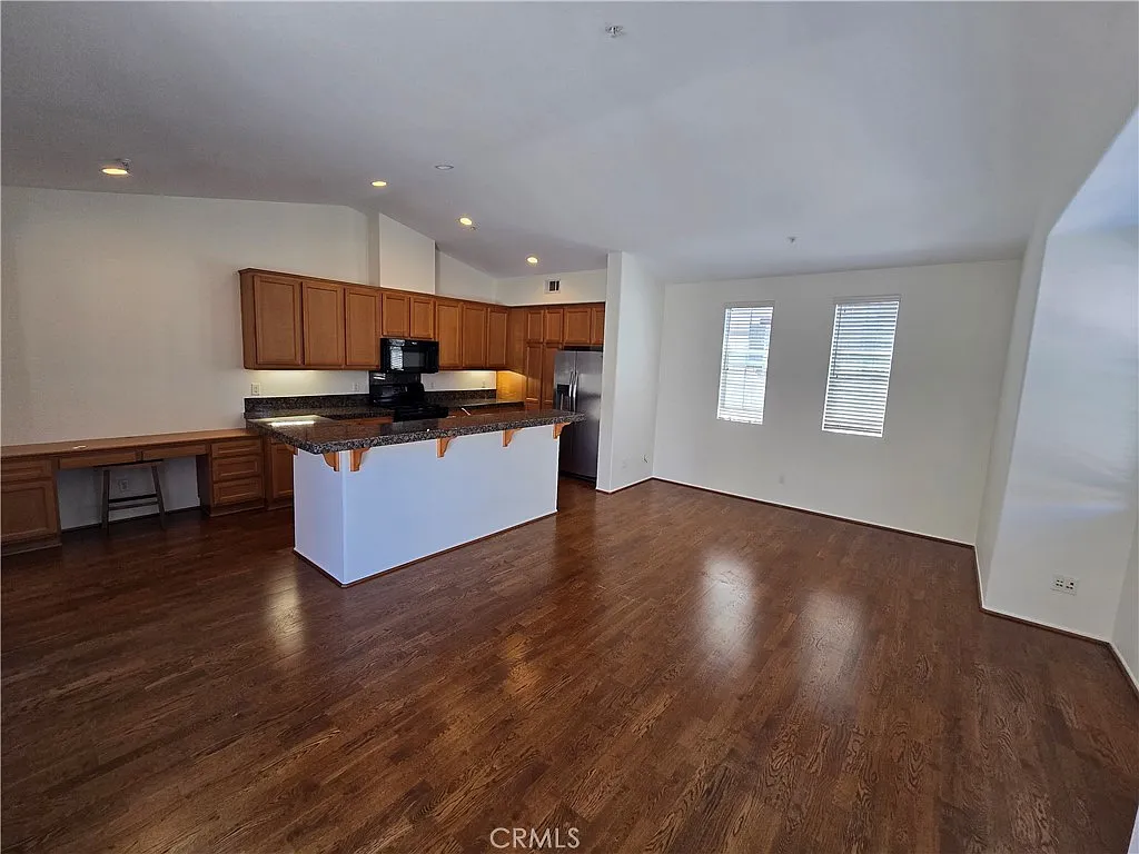 2 bed, 1498 sqft, $3,750 — Photo 1