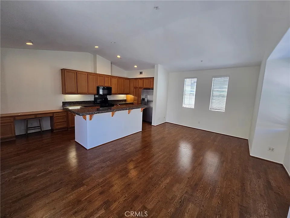 73 Trumpet Vine St