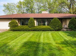 9905 Merrillville Rd, Crown Point, IN 46307