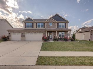 2504 Welsch Dr, Belleville, IL 62221