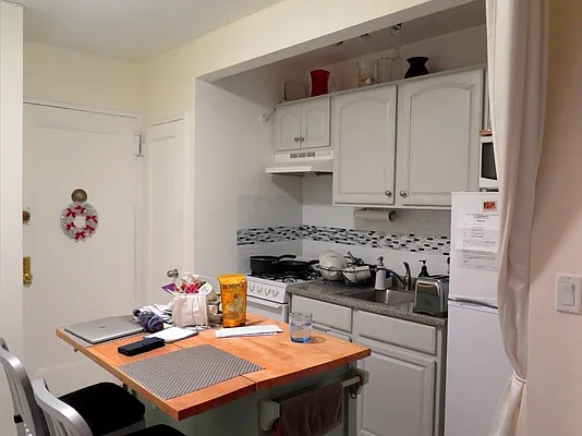 Rented by REAL New York | media 7