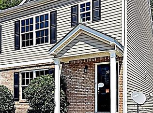 32 Middleton Ct, Cartersville, GA 30120