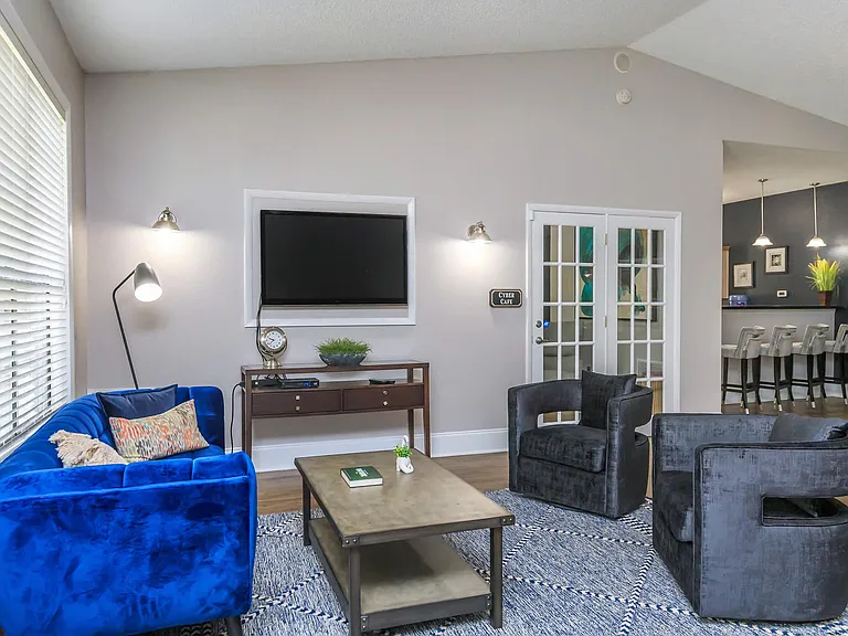Lake Brandt Apartments — Photo 27