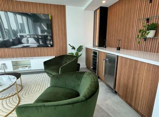 92 SW 3rd St APT 510, Miami, FL 33130