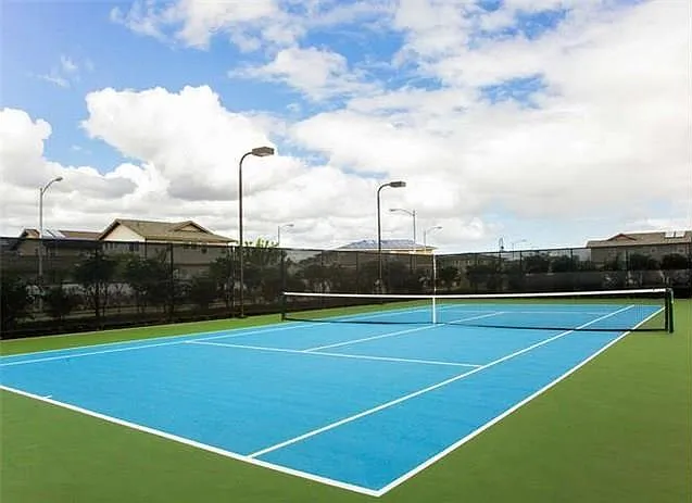 Kamakana Swim Club Pickleball / Tennis Court