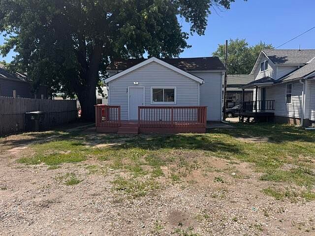 1st image of 207 Roselawn Ave