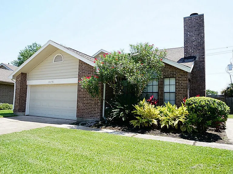 1511 Bradney Dr — Photo 8