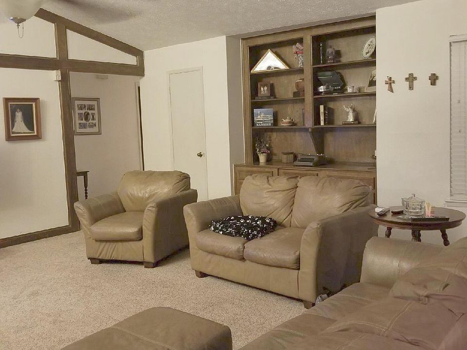 2nd image of 9826 Sagemark Dr