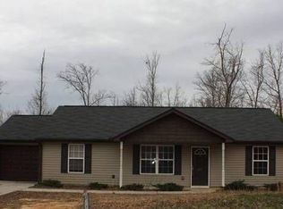 227 Lions Park Rd, Marietta, SC 29661