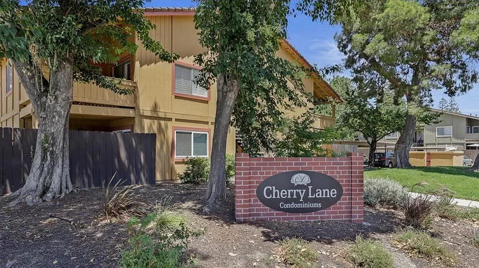440 Cherry Ln #H