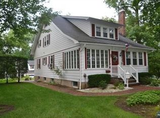 15 Norwood Pl, Norwood, NJ 07648