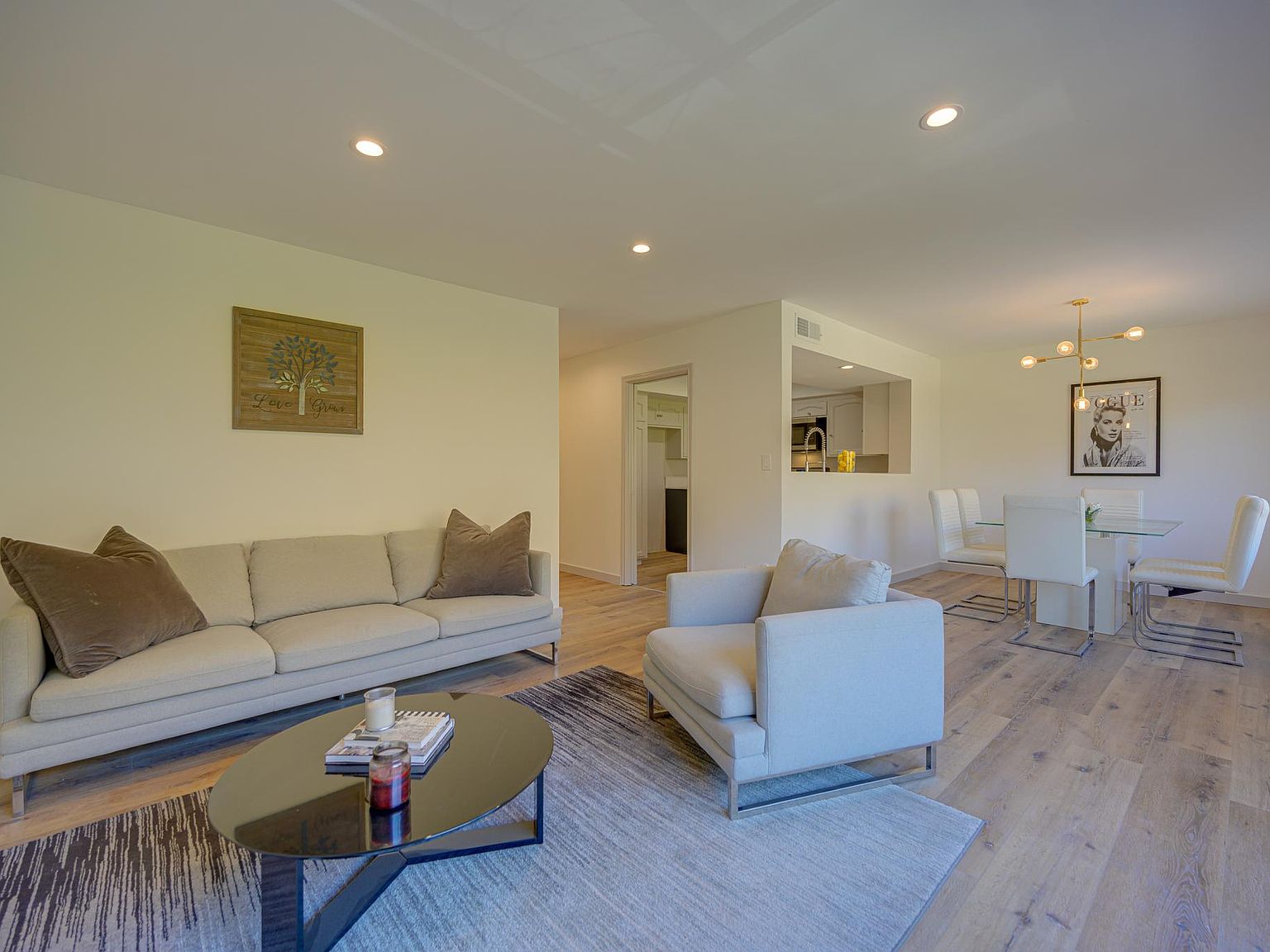 6760 Hillpark Dr, Los Angeles, CA 90068 | Zillow