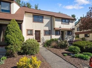 33 Brockton Ct UNIT 33, Beacon Falls, CT 06403
