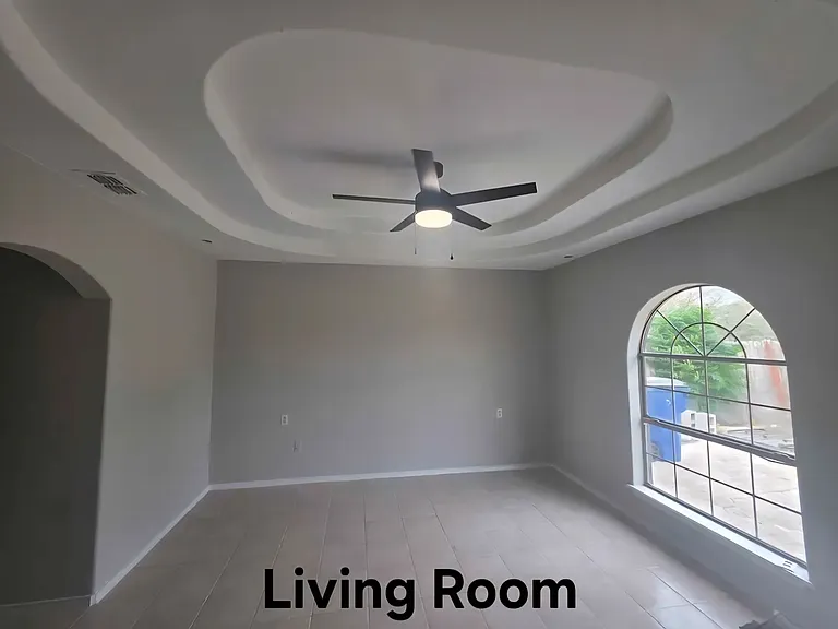 5511 Comanche Dr — Photo 3