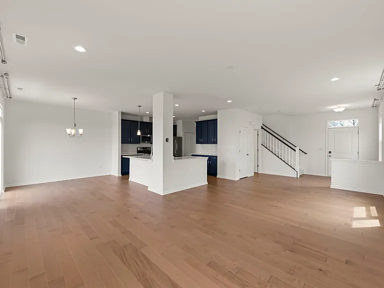 4184 Calder Ln — Photo 4