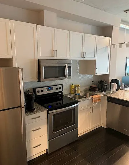 1 Victoria St S #309 — Photo 3
