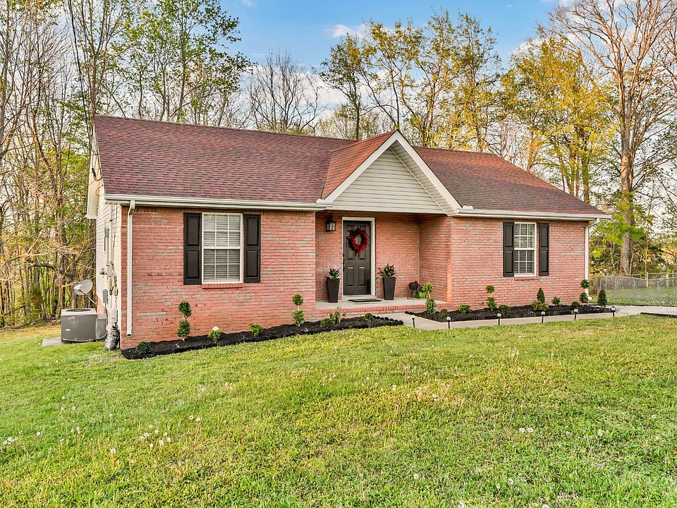 1st image of 901 Lindsey Dr