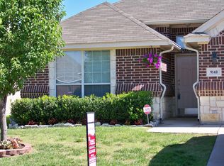 9148 Riverfalls Dr, Fort Worth, TX 76118