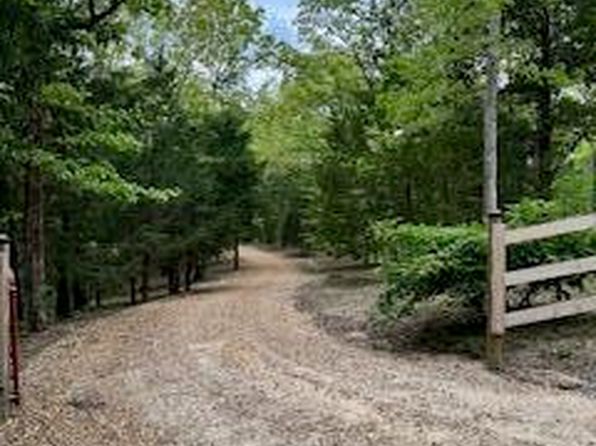 973 Old Lavinia Rd, Cedar Grove, TN 38321