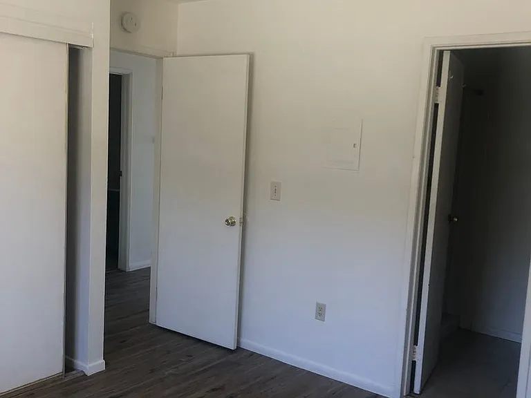 2572 W Main St — Photo 13