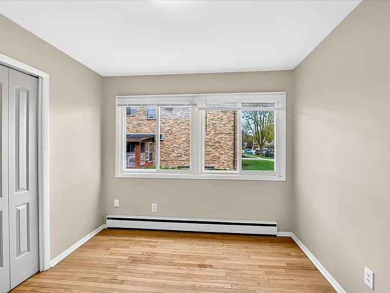 5726 Russett Rd — Photo 22
