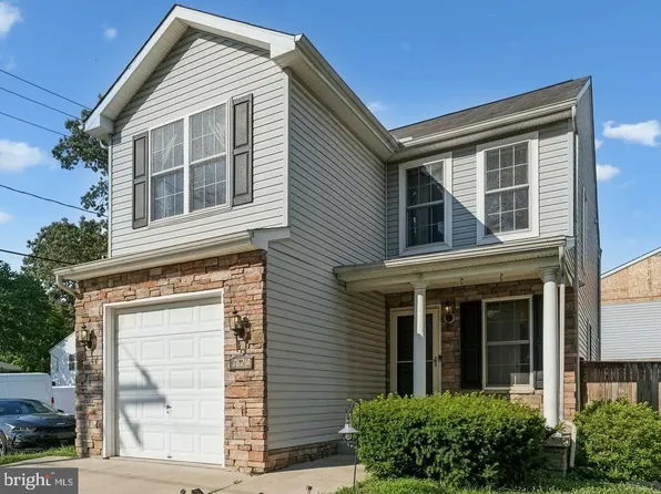 7821A Outing Ave, Pasadena, MD 21122