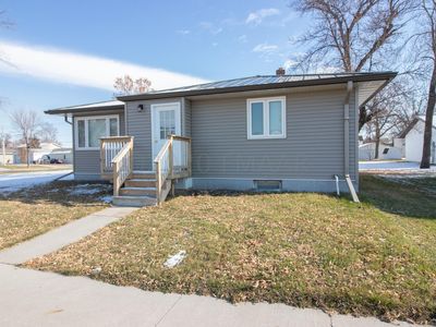 10 1st St SE, Hillsboro, ND, 58045