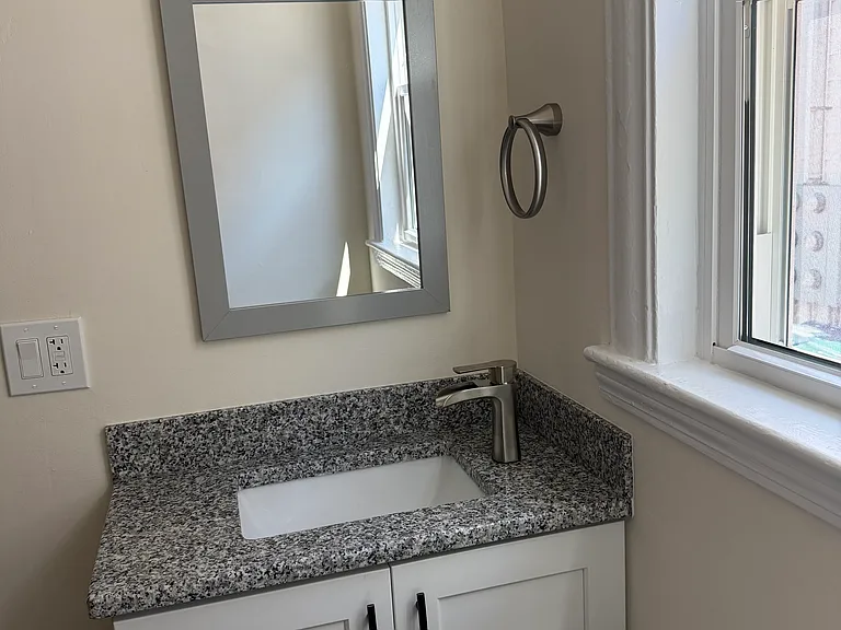 14 Porter St #1F — Photo 10