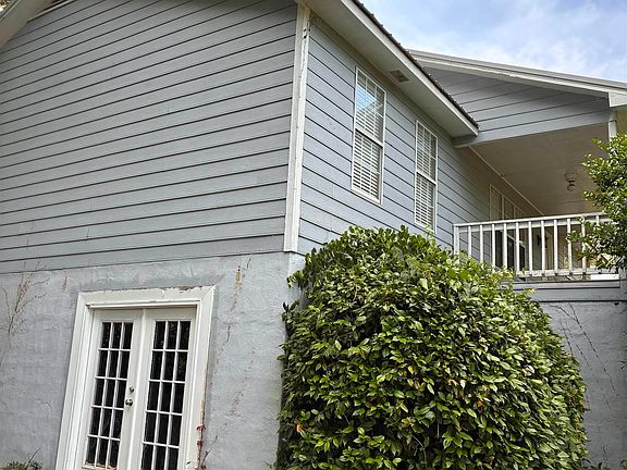 2nd image of 100 Cricket Ln