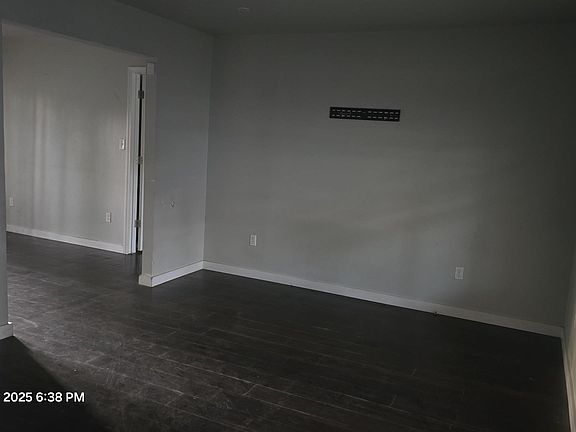 3rd image of 2705 Rosebud Cir