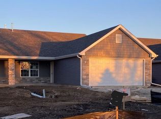 4473 Squaw Valley Dr, Loves Park, IL 61111