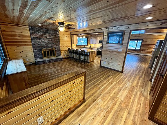 3rd image of 9747 S Shepard Hills Cir