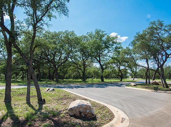 4th image of 2358 Geneseo Oaks