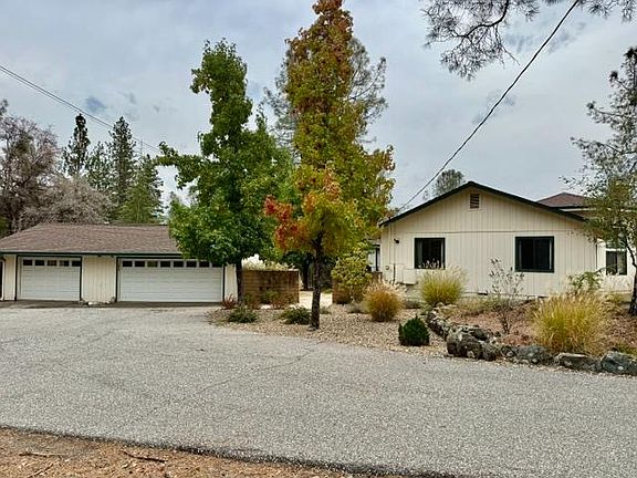 2nd image of 12001 Paddock Ln