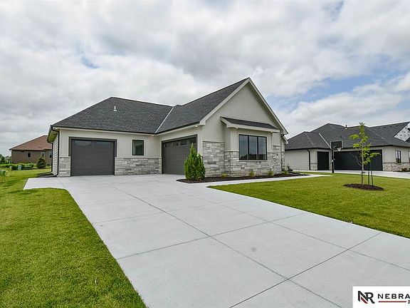 3rd image of 9641 Andermatt Dr