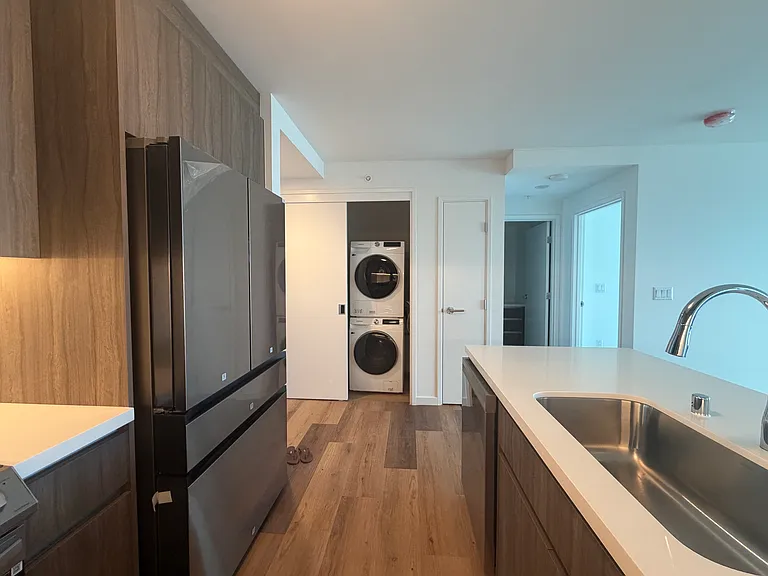 1500 Rycroft St #1802 — Photo 3