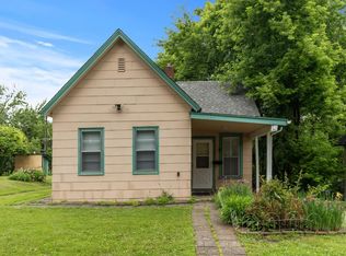 377 Winona St E, Saint Paul, MN 55107