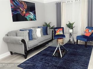 1925 NE 26th St #1-2, Fort Lauderdale, FL 33305