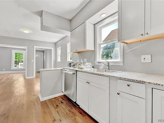 3rd image of 110 Hawley St #1